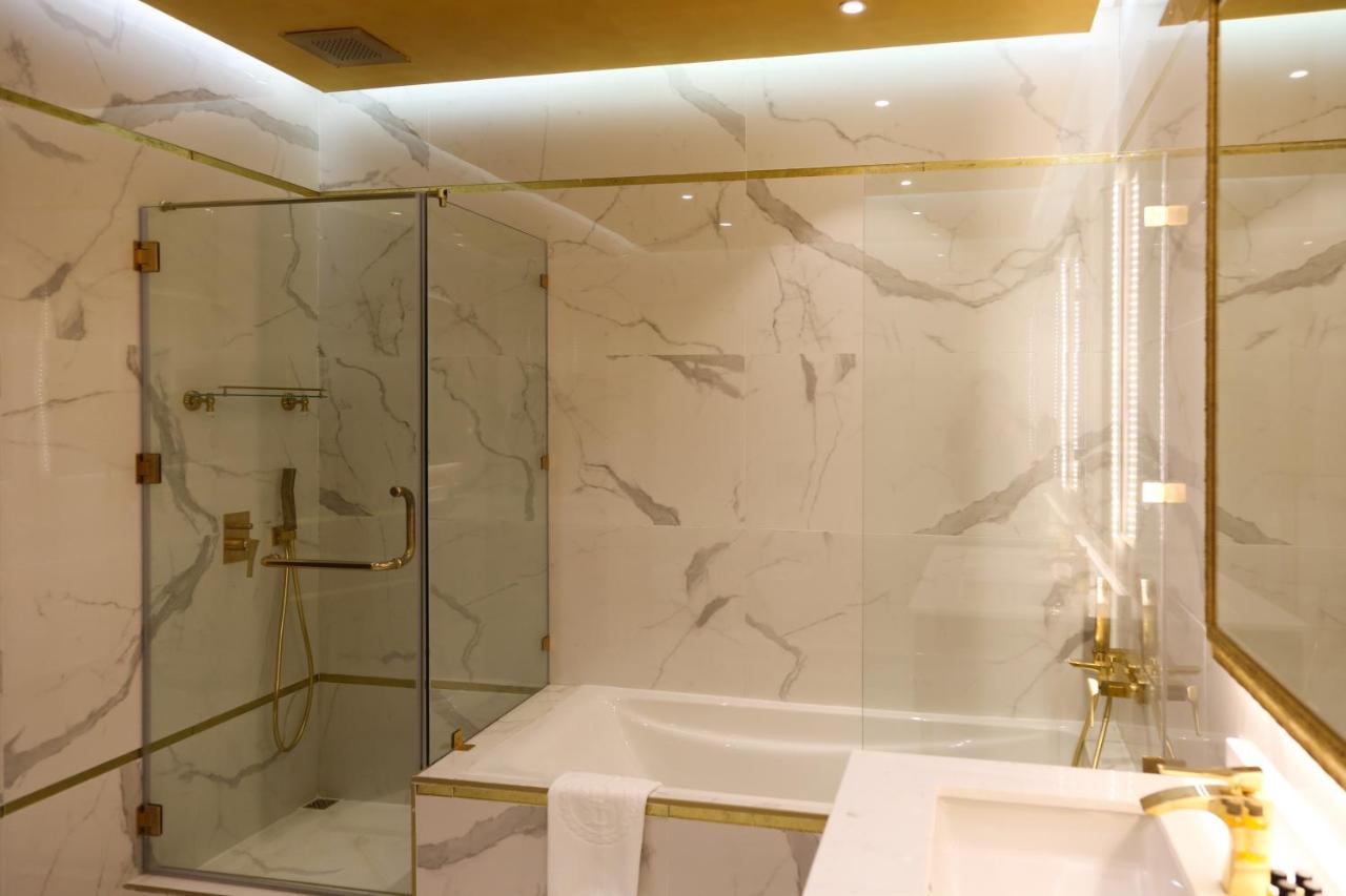The B Premiere Hotel Doha Exterior photo